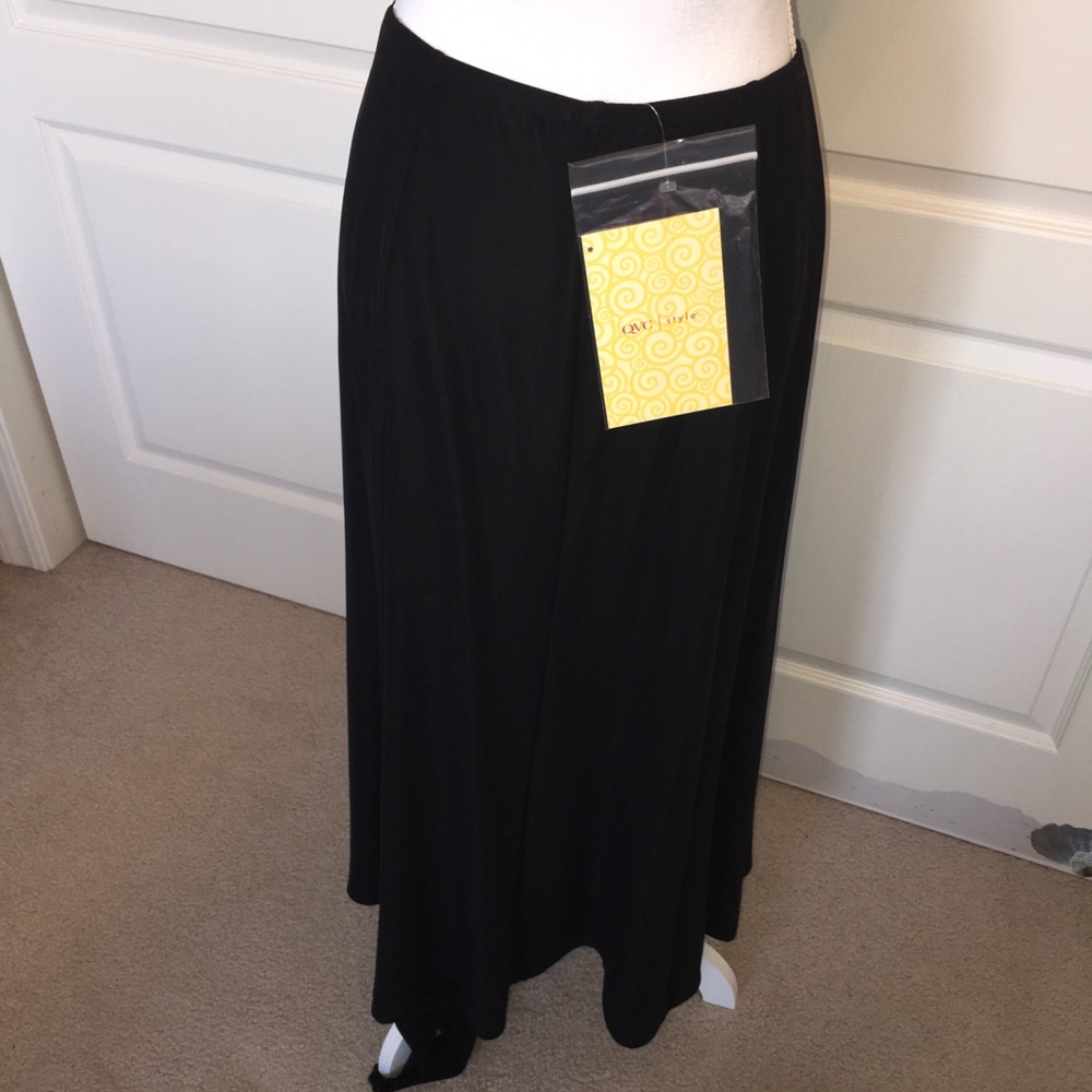 🆕Susan Graver 8-panel maxi skirt